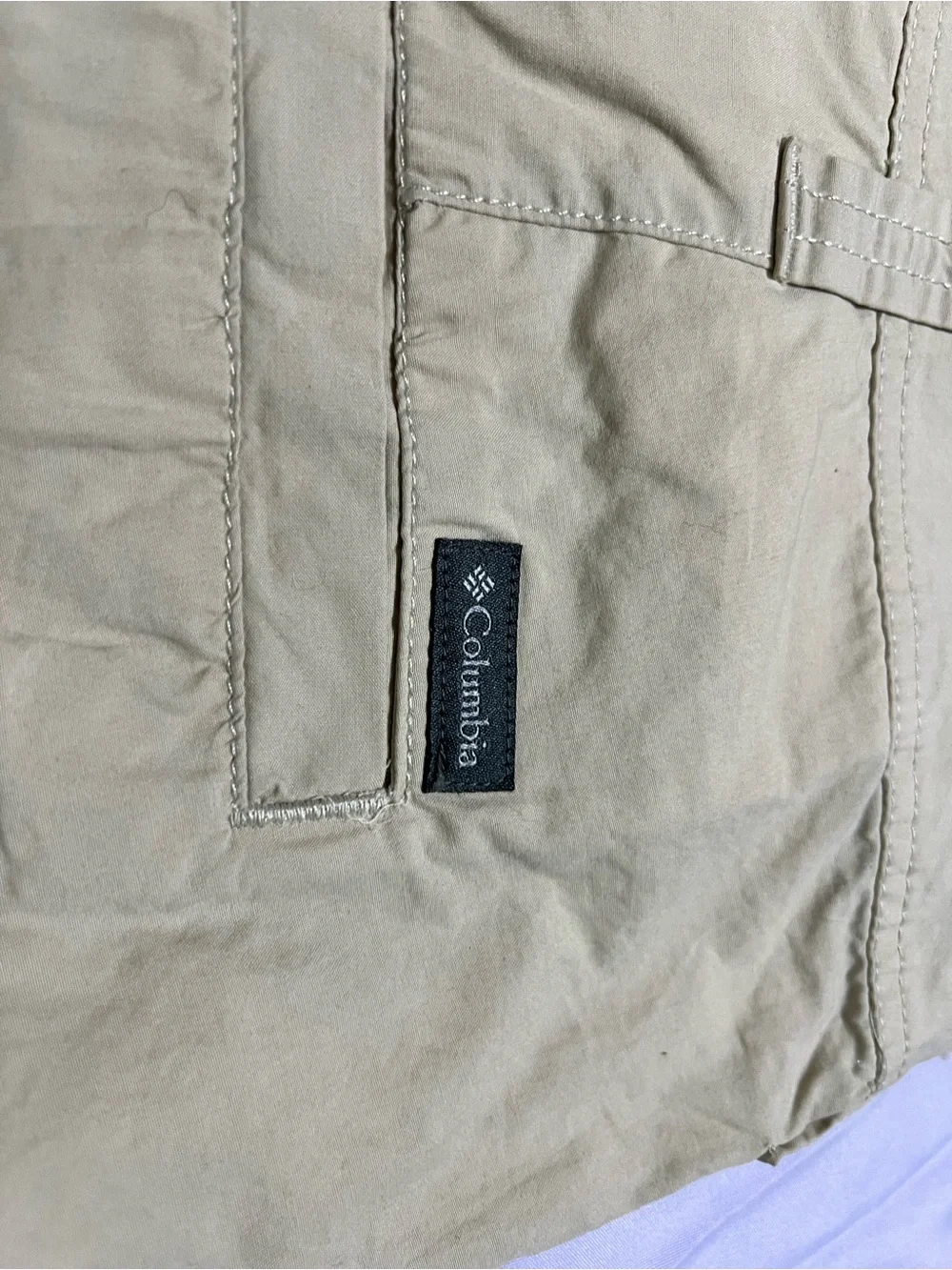 Columbia Tan Men's Chino Shorts